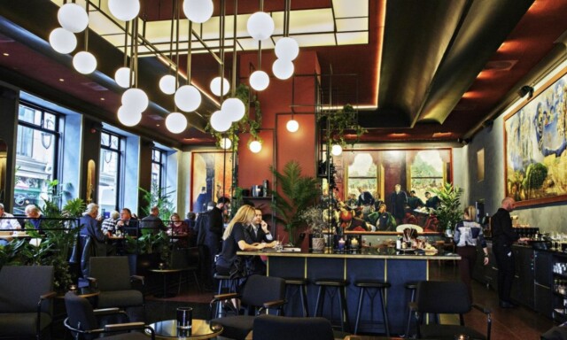 Robinson og Fredag: Forventningene til Grand Café er mer enn innfridd